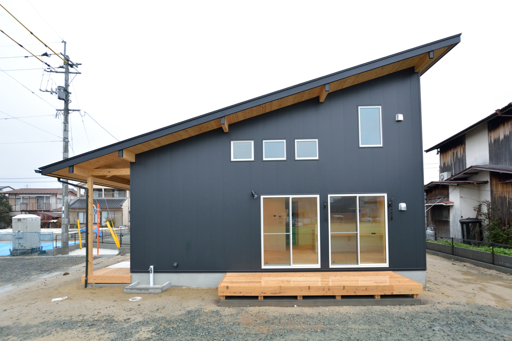 ホームラボ注文住宅の黒いloafer 注文住宅施工事例 福岡 久留米の注文住宅会社ホームラボ ホームラボ注文住宅の黒いloafer 注文住宅施工事例 福岡 久留米の注文住宅会社ホームラボ