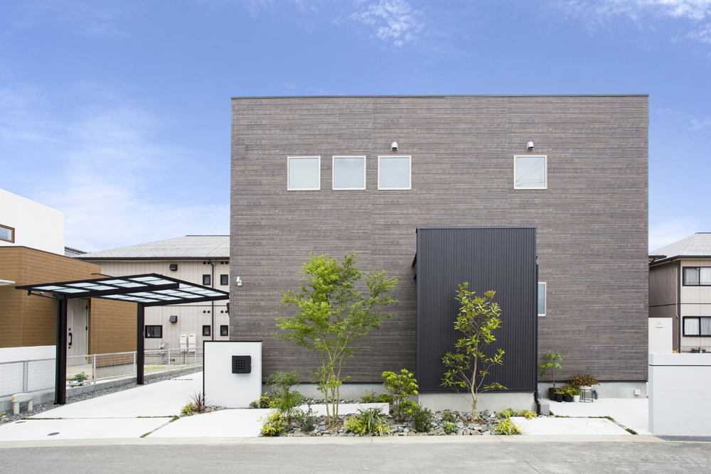 シンプルな箱型のお家 注文住宅simple Box シンプルボックス 注文住宅施工事例 福岡 久留米の注文住宅会社ホームラボ