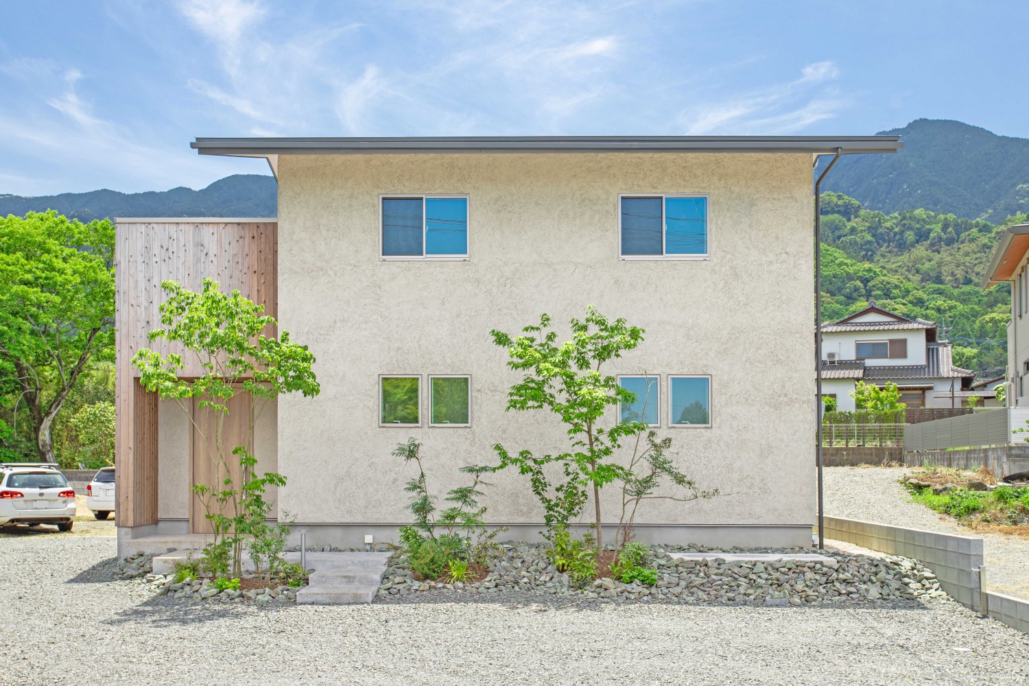 設計士が考えた自宅は、美しさと快適さを両立した心地良い家　福岡の注文住宅HOMEi01