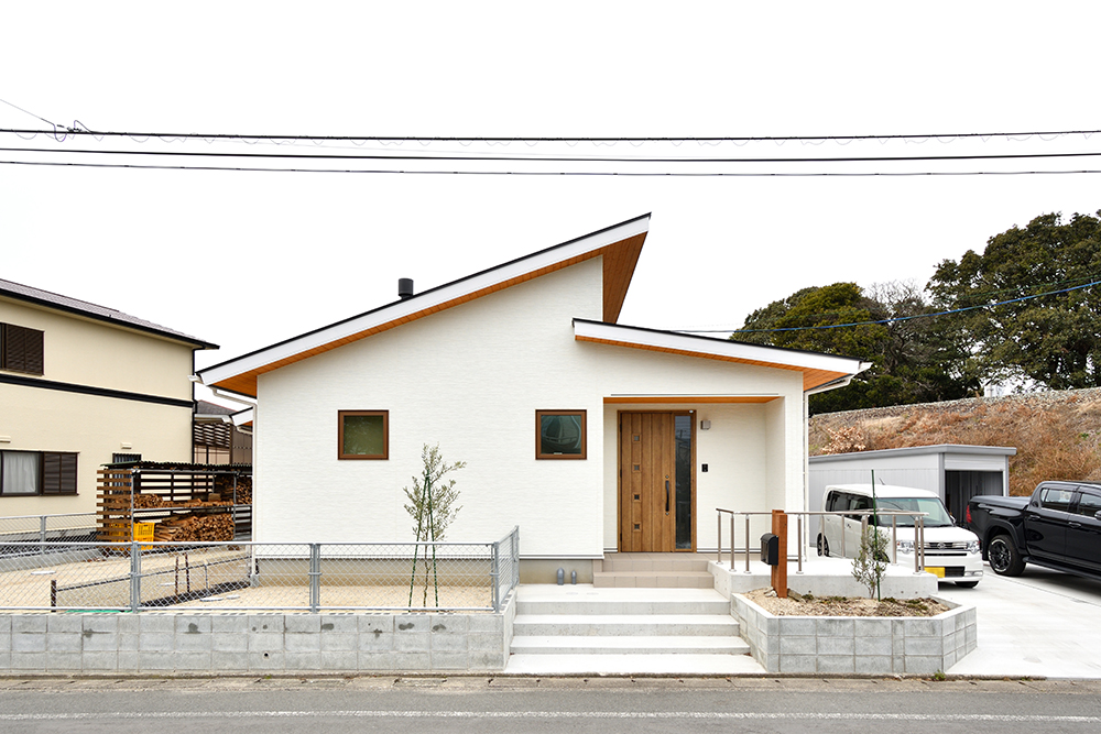 薪ストーブのある平屋 注文住宅harmony ハーモニー 注文住宅施工事例 福岡 久留米の注文住宅会社ホームラボ 薪ストーブのある平屋 注文住宅harmony ハーモニー 注文住宅施工事例 福岡 久留米の注文住宅会社ホームラボ