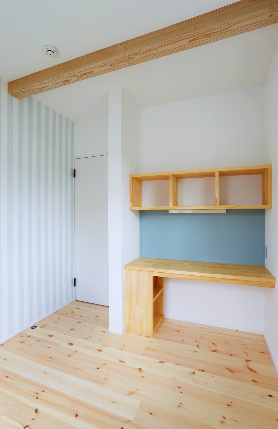 福岡県久留米市の注文住宅会社ホームラボ　BOXの子供部屋施工事例画像