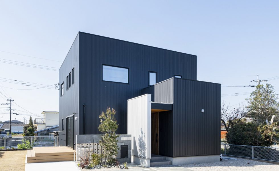 いつも誰かが遊びに来ている 人を呼び寄せるシンプルな家。注文住宅FRAME シリーズ『BOX』