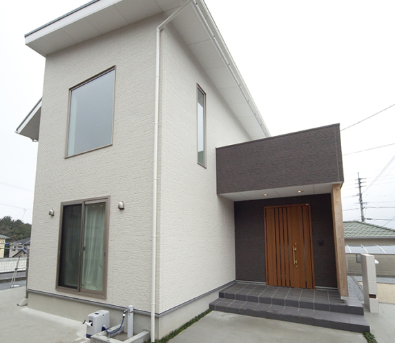 福岡県久留米市の注文住宅会社ホームラボ　HOMEiの外観施工事例画像